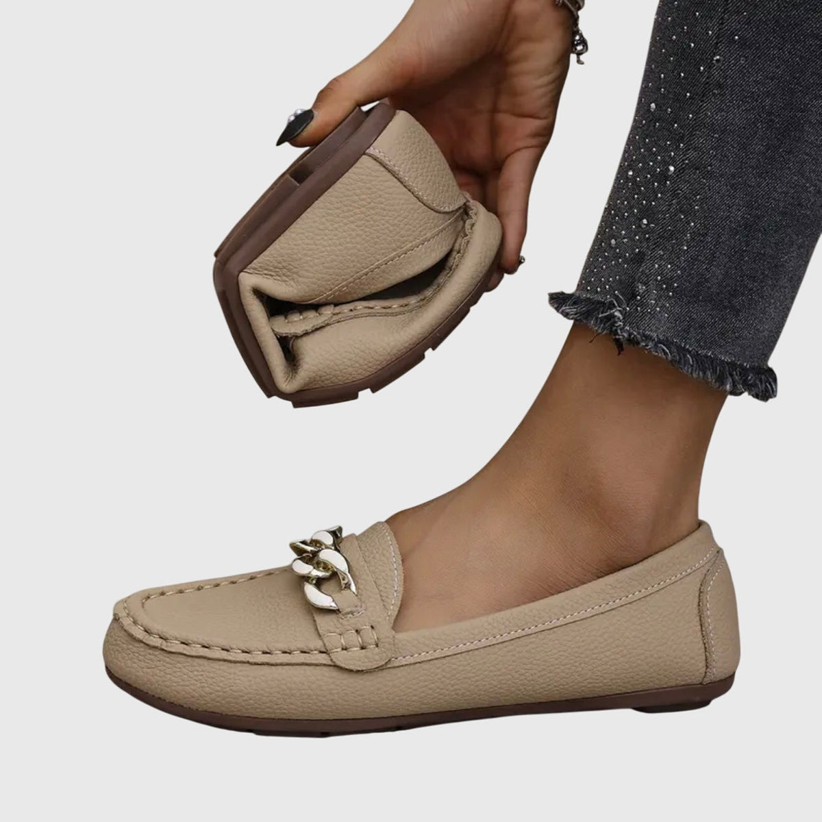 Marion Elegant Orthopedic Loafers with Gold Chain
