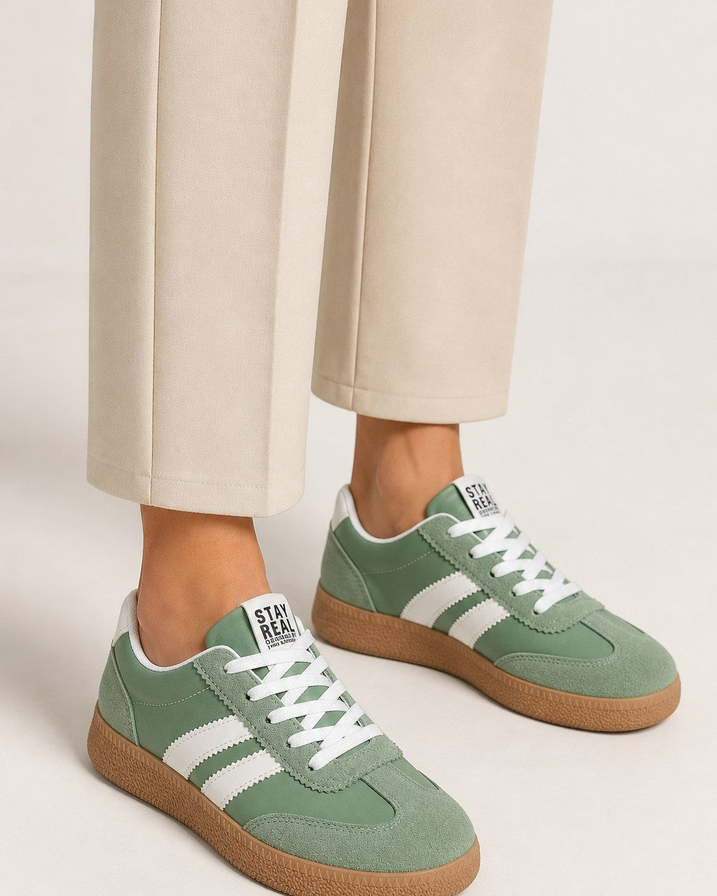 Caroline Relaxed Cushioned Everyday Sneakers